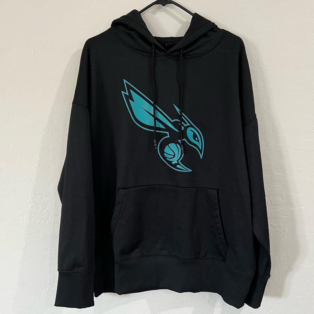Hornets Basketball Mens Hoodie Sz. L